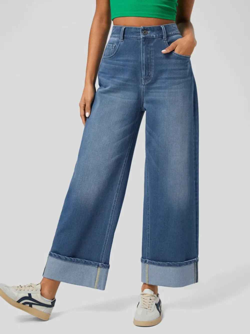 Women's High Rise Rolled Hem Straight Leg Jeans | District Hurd Limited